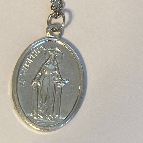 Vintage St Dymphna Necklace Irish Catholic Patron Saint Mental Health Medal 24" - Picture 3 of 12